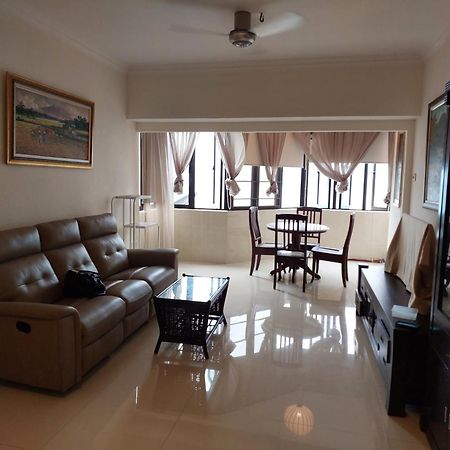 Batu Ferringhi Luxury Seaview Suite - 3Br Экстерьер фото